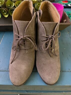Lucky Brand Taupe Suede Lace-Up Ankle Booties